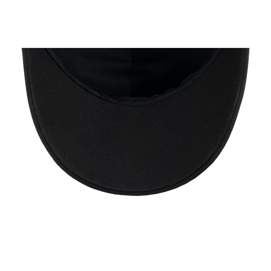 GORRA DE BEISBOL CON MONOGRAMA Y MALLA