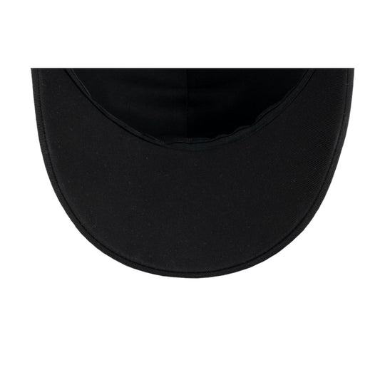 GORRA DE BEISBOL CON MONOGRAMA Y MALLA